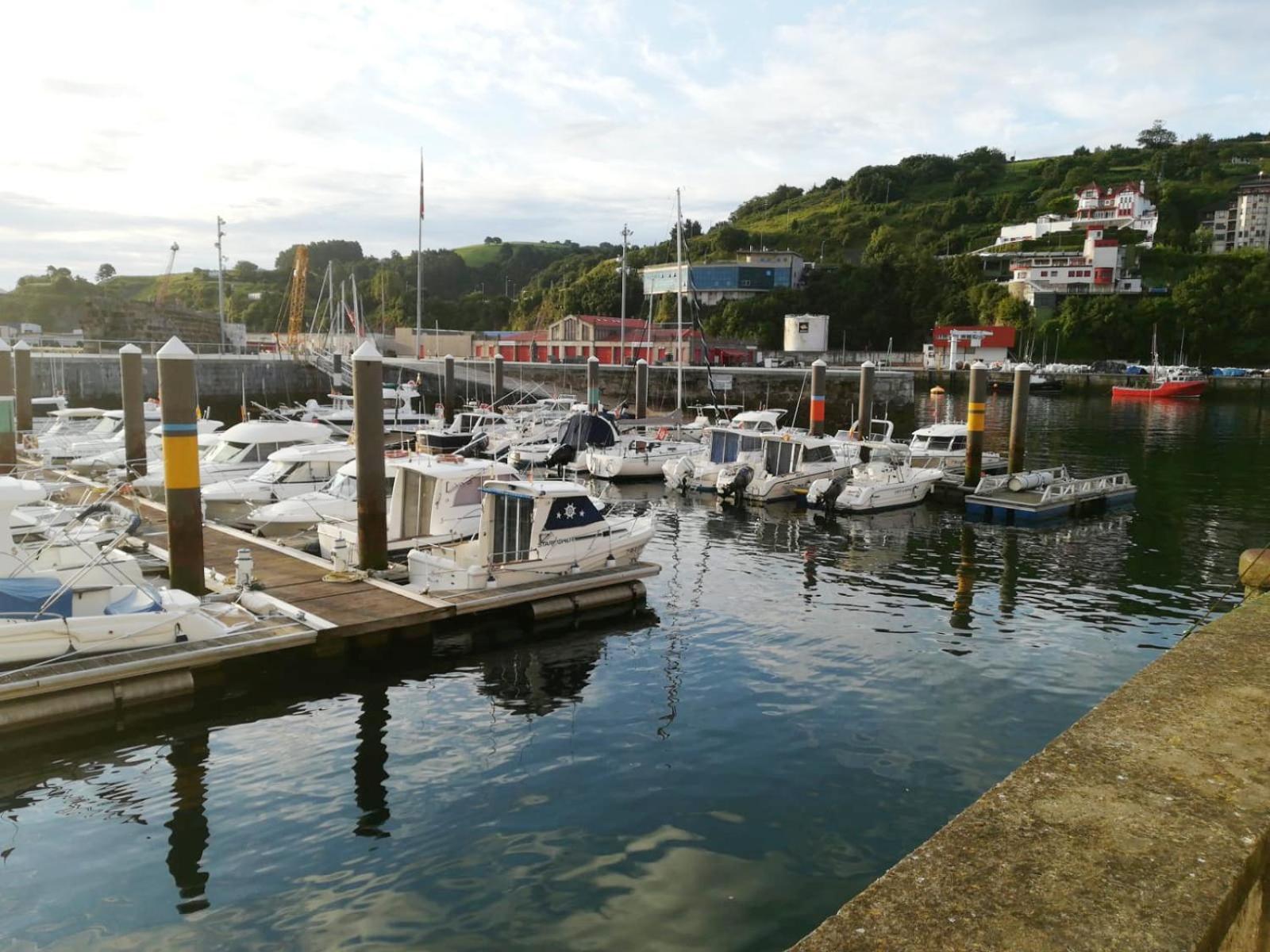 Apartamento Patxike Con Plaza De Garaje Apartman Bermeo Kültér fotó